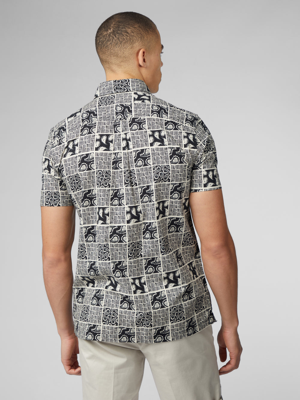 Camisas Ben Sherman Signature Checkerboard Paisley Print Negras | HWCBEKG-12